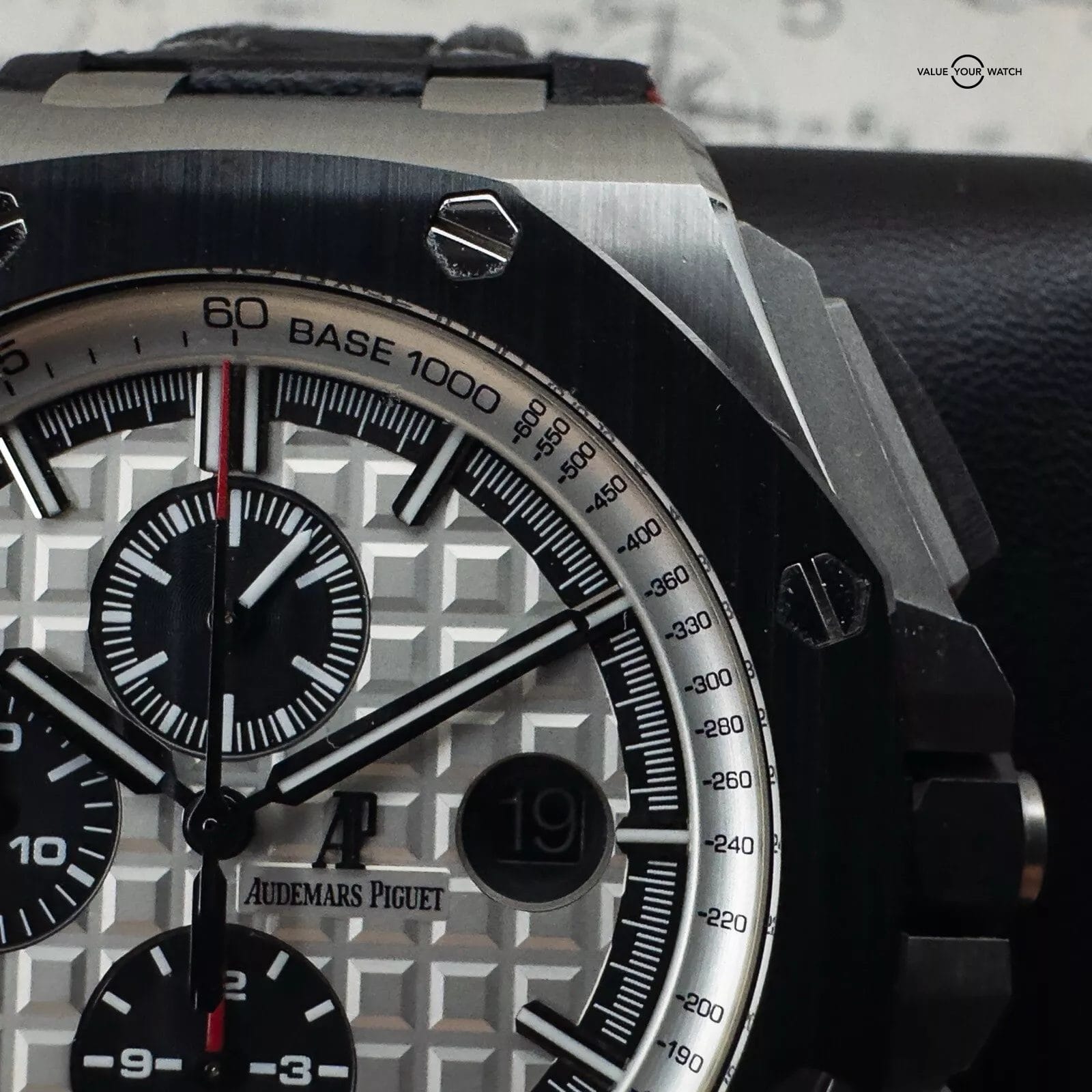 Audemars Piguet Royal Oak Offshore Ceramic Panda Full Set 26400SO.OO.A002CA.01 - Image 15