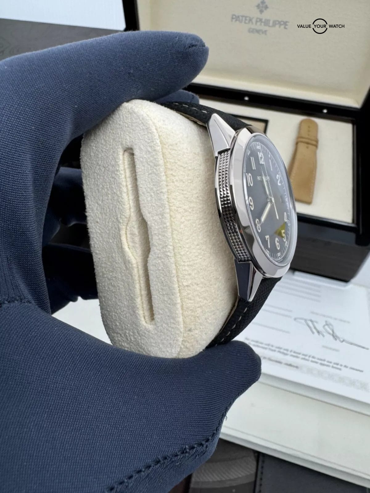 2022 Box Papers with 2 Straps White Gold Grain Dial Calatrava 5226g Box Papers - Image 3