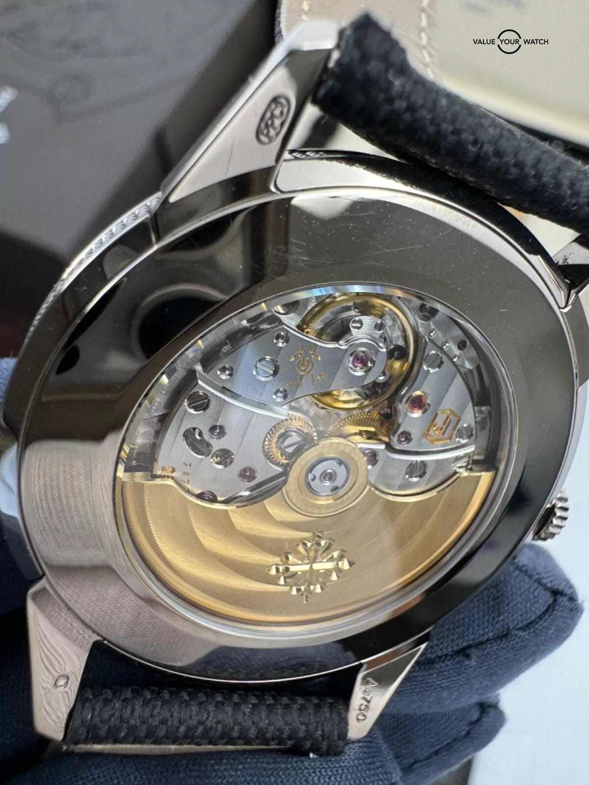 2022 Box Papers with 2 Straps White Gold Grain Dial Calatrava 5226g Box Papers - Image 6