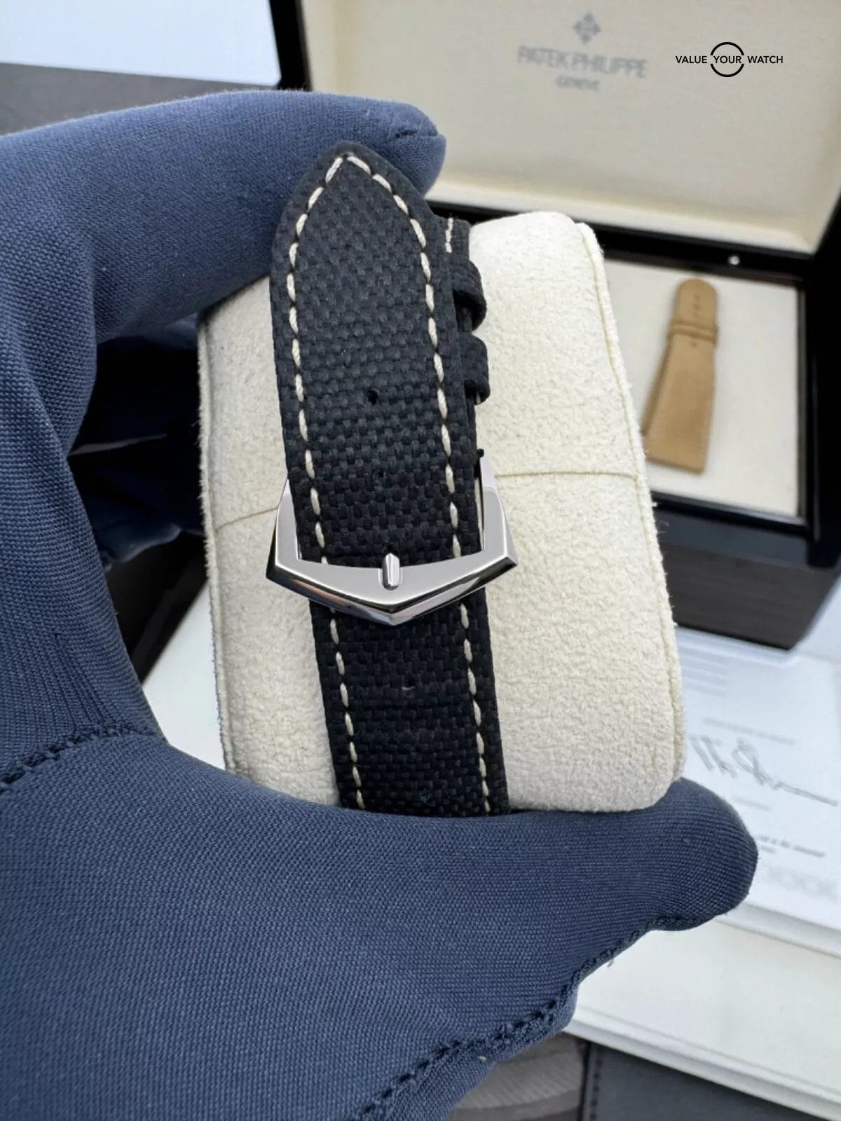 2022 Box Papers with 2 Straps White Gold Grain Dial Calatrava 5226g Box Papers - Image 7