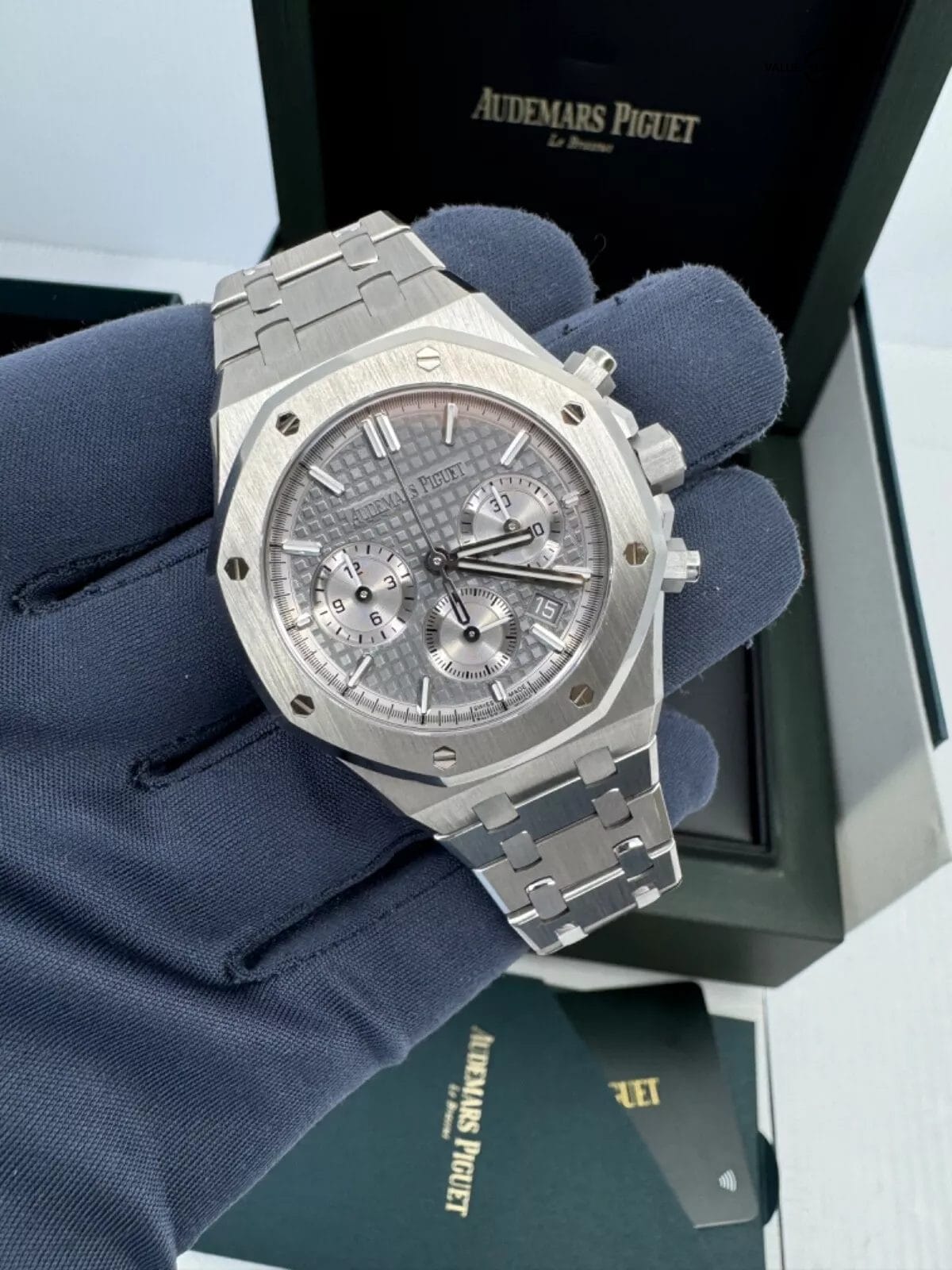 2024 Grey Dial AUDEMARS PIGUET Royal Oak Chronograph 26715ST.OO.1356ST.02