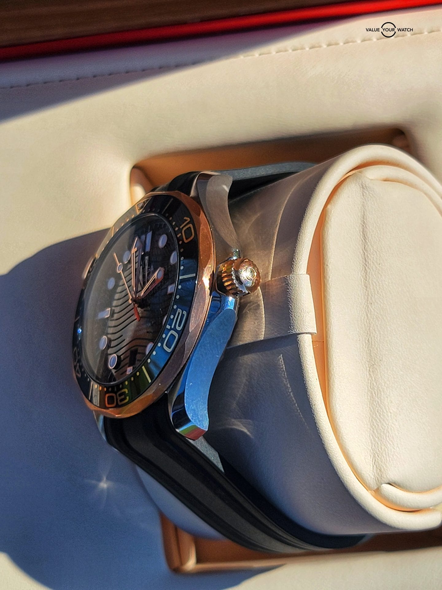 Omega Diver 300 meter Sedona Gold - Image 5