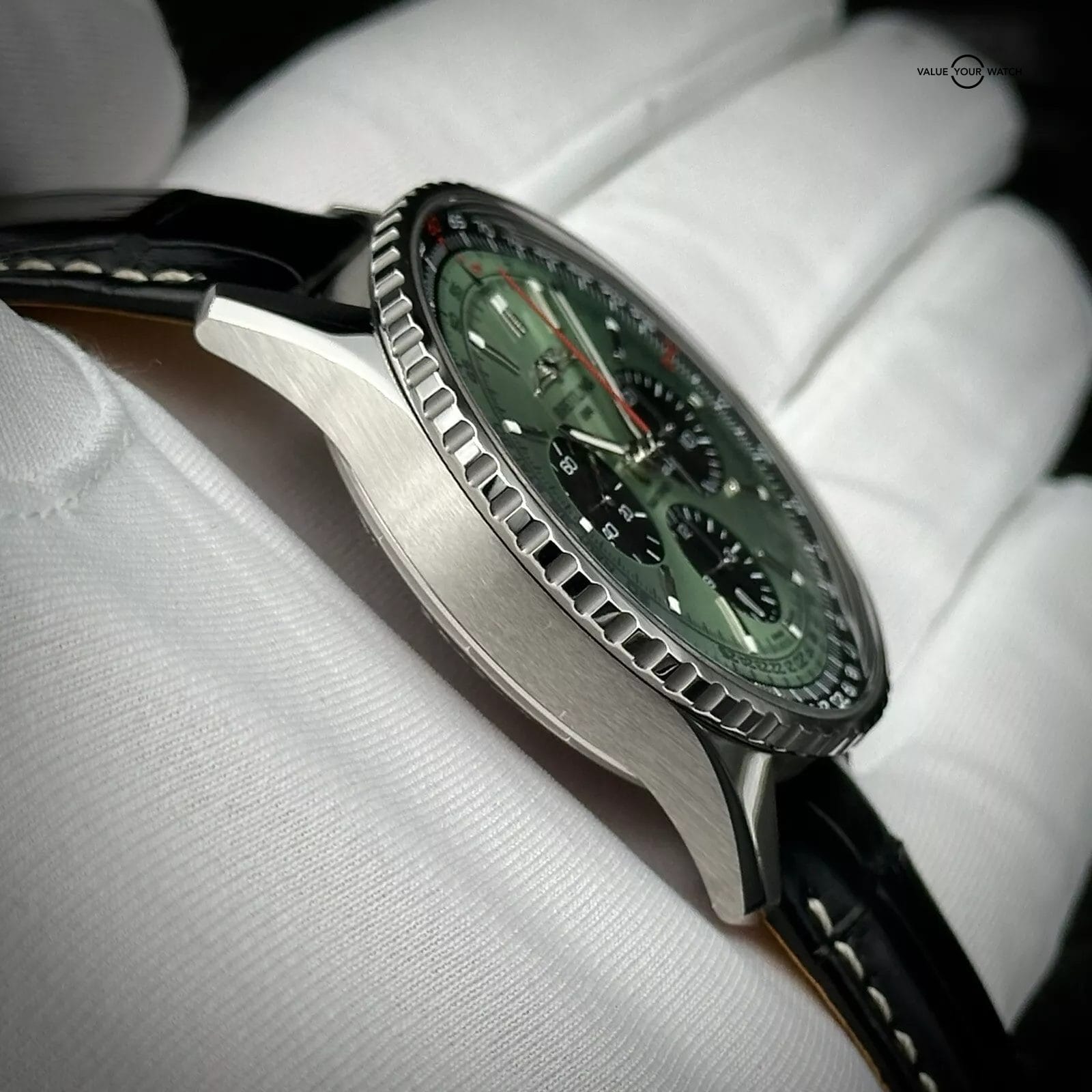 Breitling Navitimer B01 Chronograph AB0138241L1P1 43mm Mint Green Complete Set - Image 7