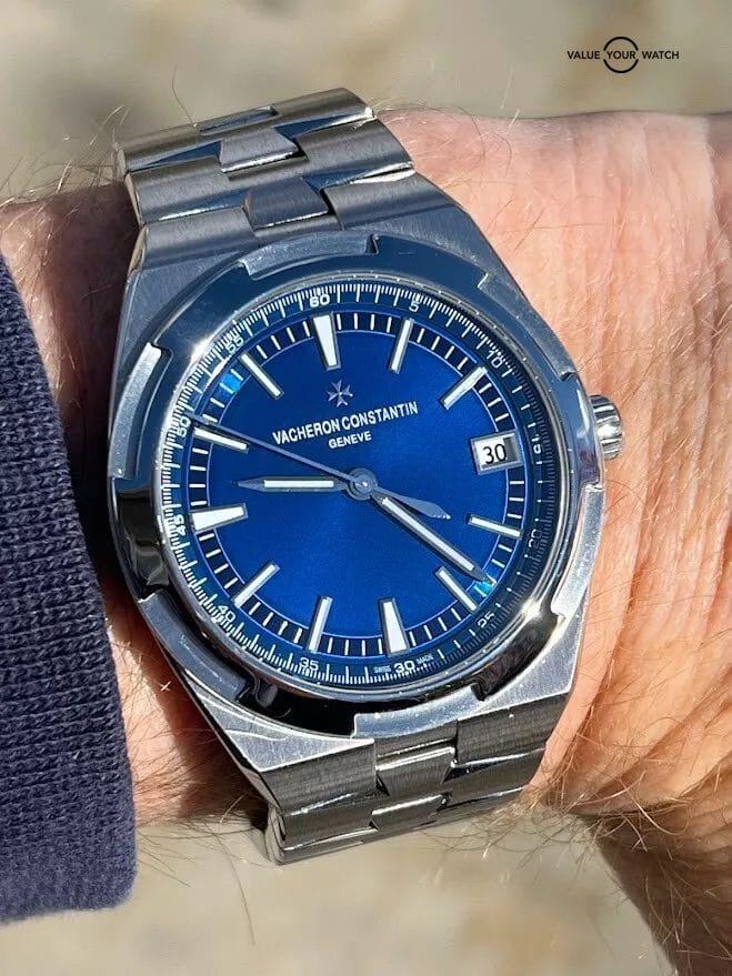 Vacheron Constantin Overseas 4500V Blue Dial 41mm Full Set 2018 - Image 3