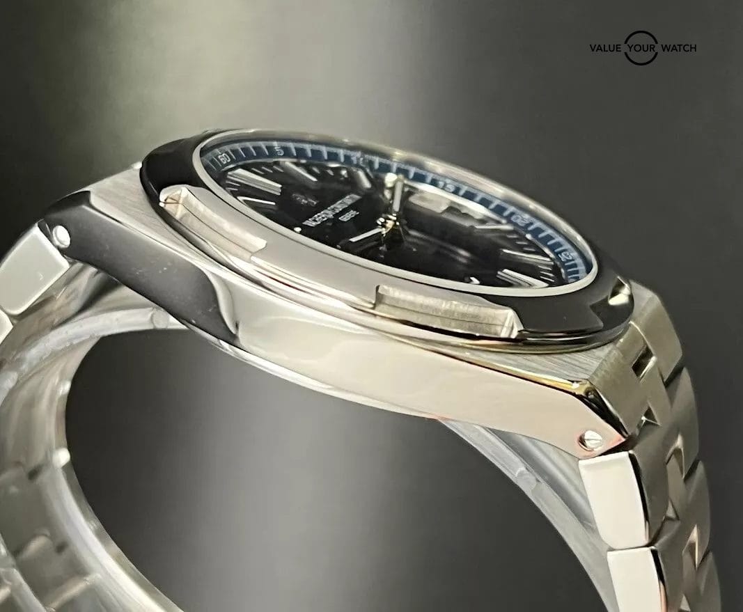 Vacheron Constantin Overseas 4500V Blue Dial 41mm Full Set 2018 - Image 11