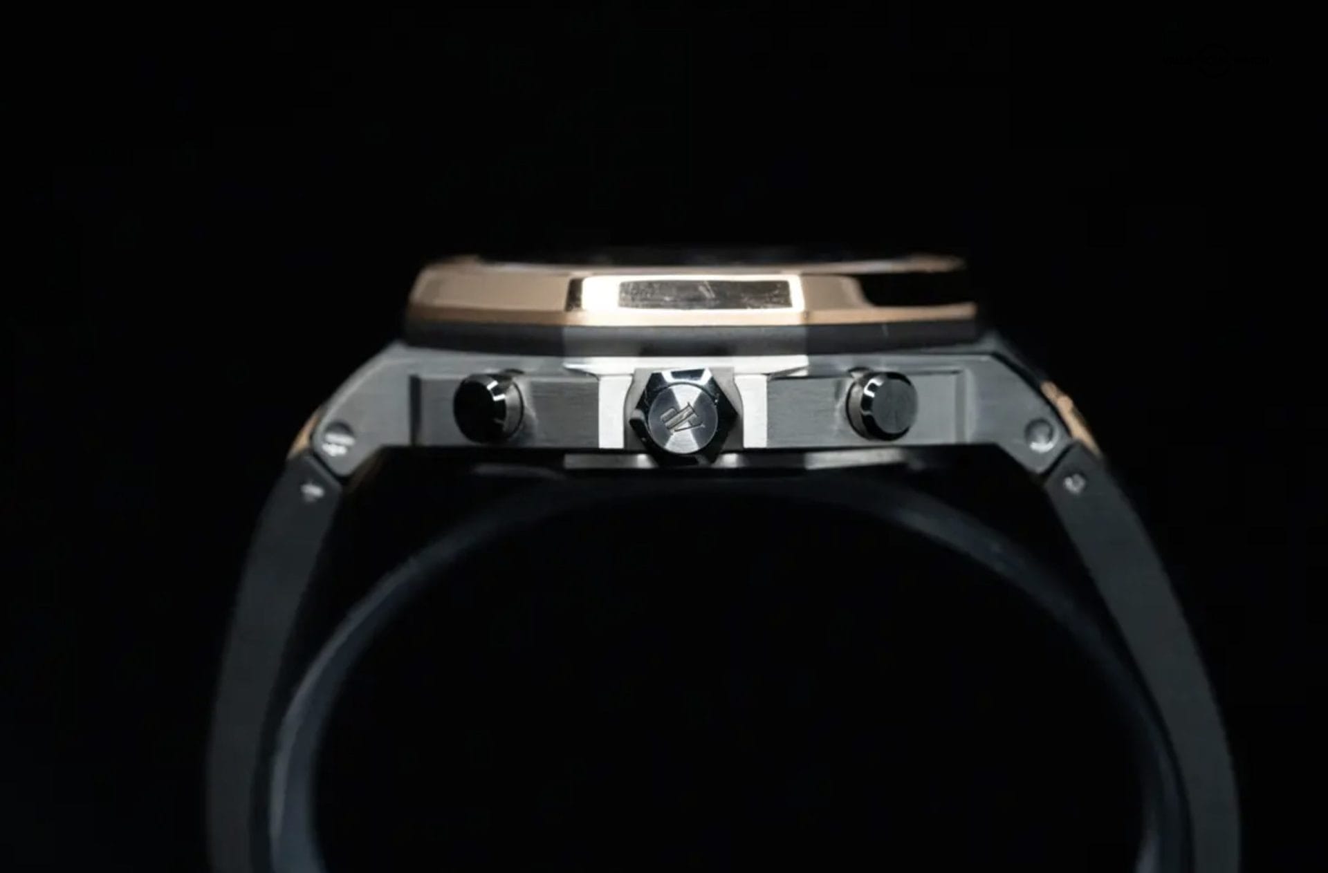 Audemars Piguet Royal Oak Offshore Chronograph / Blue / 42mm REF 26471SR - Image 11