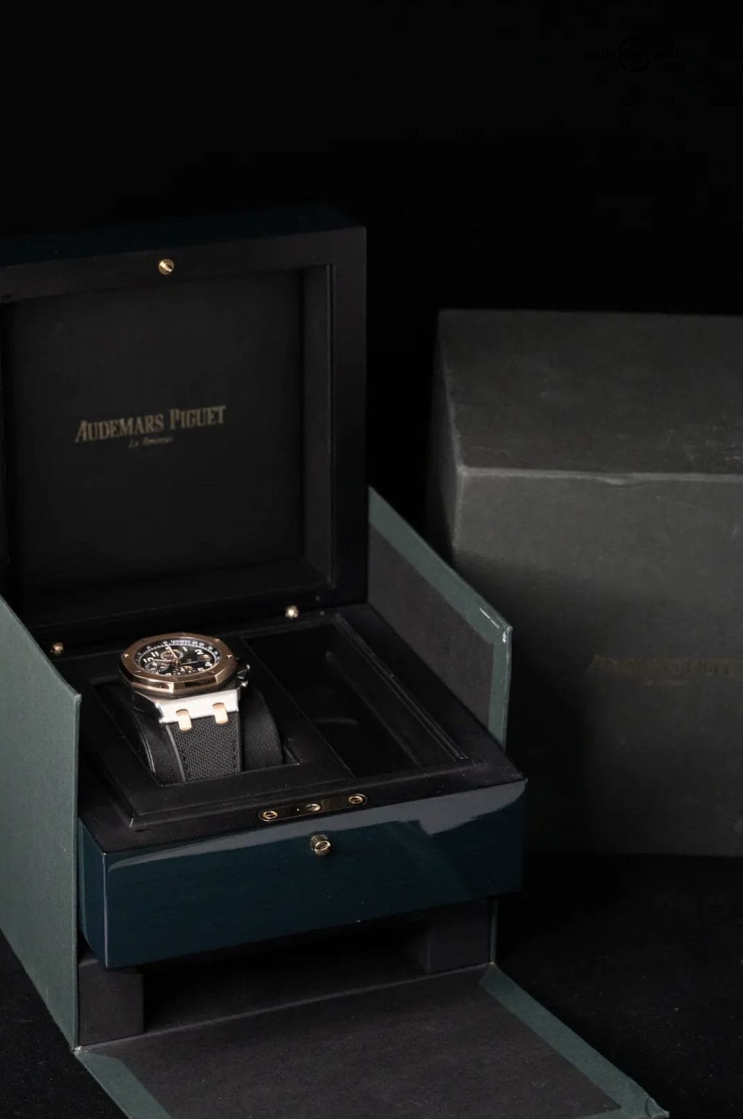 Audemars Piguet Royal Oak Offshore Chronograph / Blue / 42mm REF 26471SR - Image 14