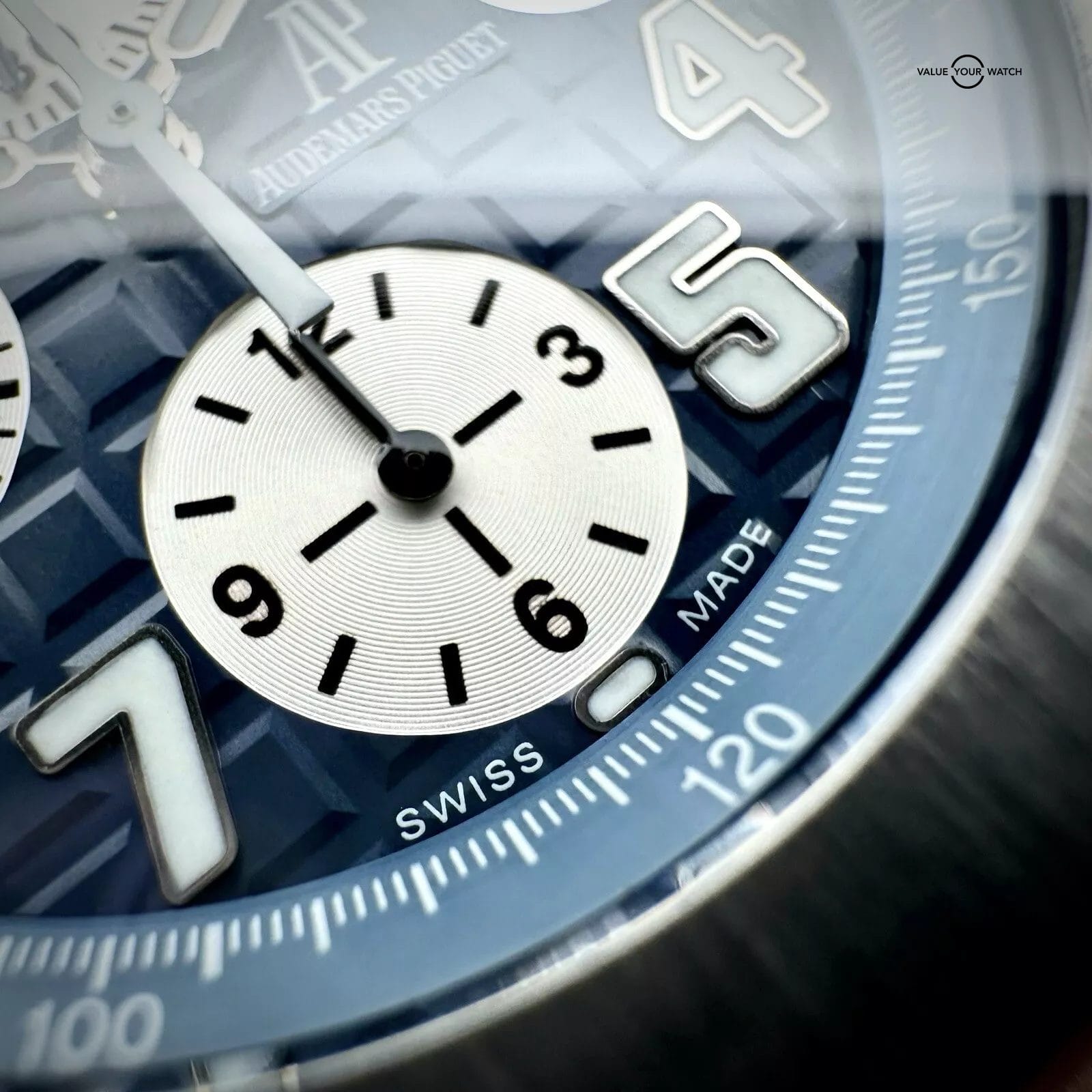 Audemars Piguet Royal Oak Offshore Chronograph 25721ST.OO.1000ST.09.A Blue 42mm - Image 4