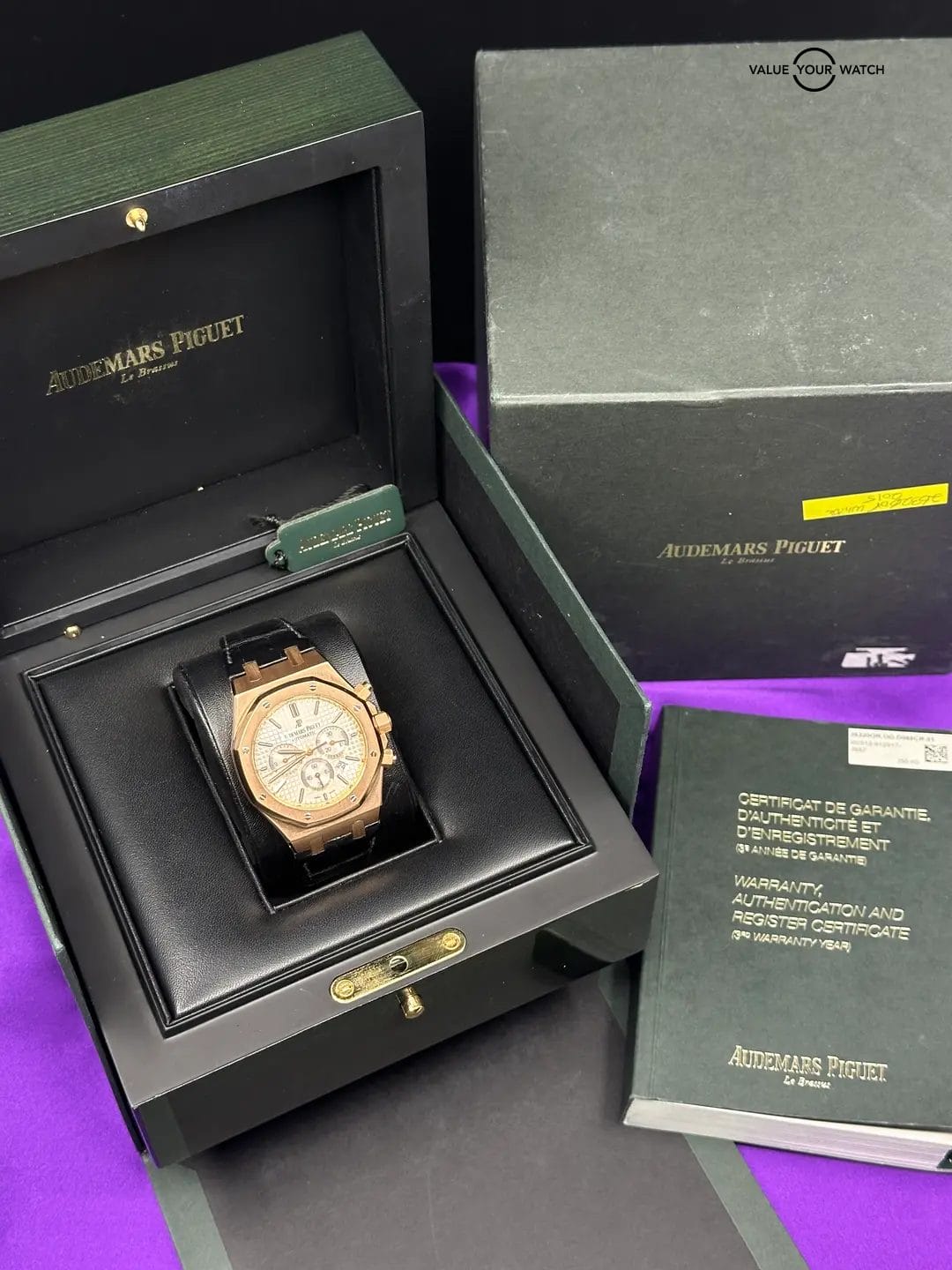 Audemars Piguet Royal Oak Chronograph / White / 41mm - Image 2