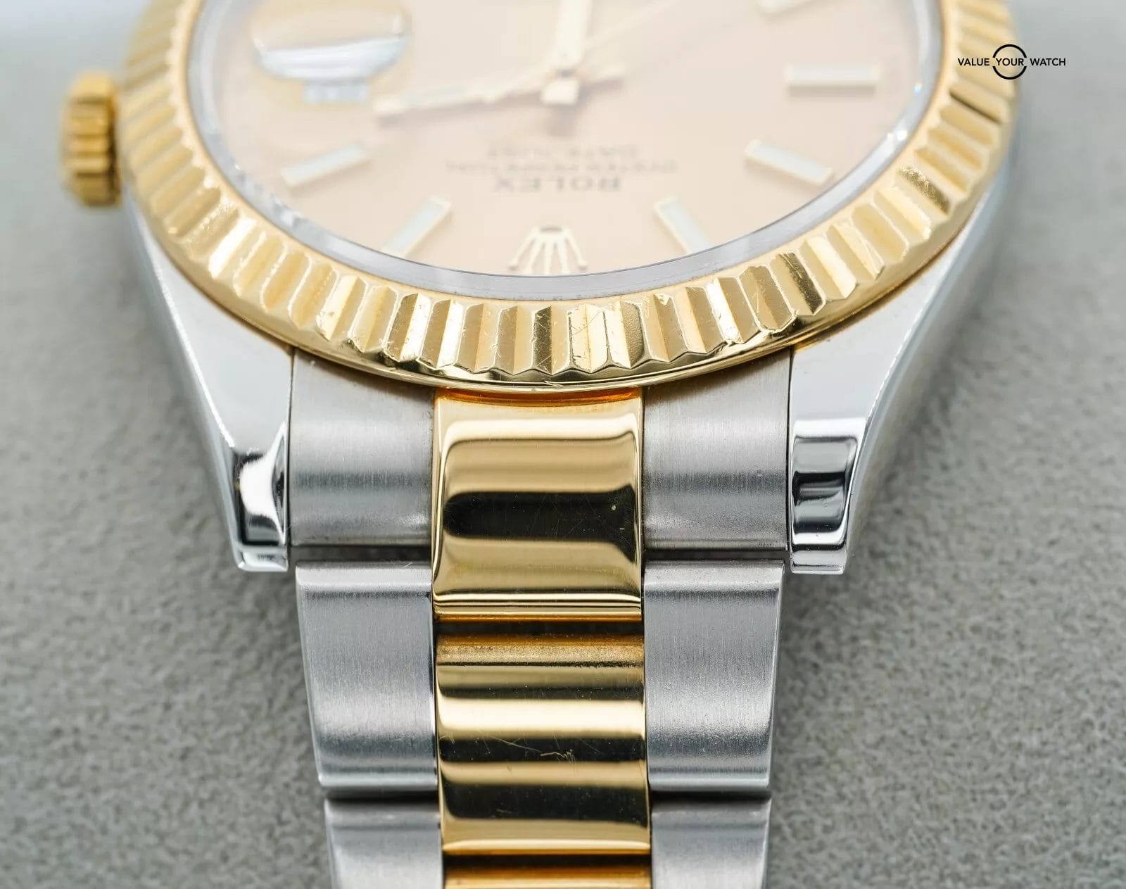 2019 Rolex Datejust 41 126333 Champagne Dial 18K Yellow Gold & Stainless Steel - Image 8