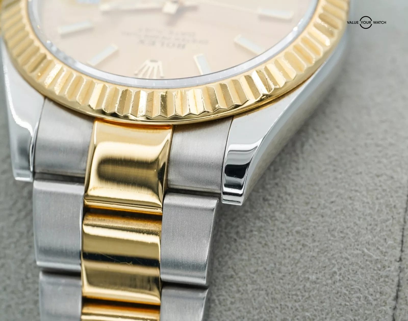 2019 Rolex Datejust 41 126333 Champagne Dial 18K Yellow Gold & Stainless Steel - Image 15