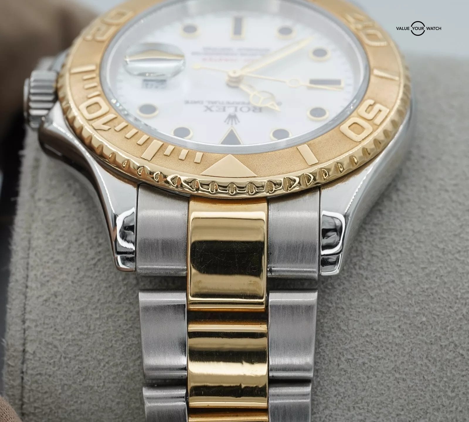 Rolex Yacht-Master 40mm 16623 White Dial 18K Yellow Gold & Stainless Steel - Image 10