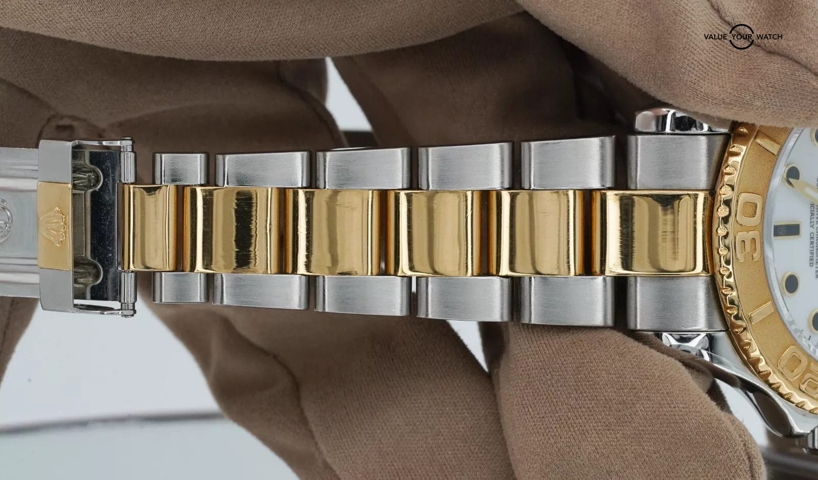 Rolex Yacht-Master 40mm 16623 White Dial 18K Yellow Gold & Stainless Steel - Image 11