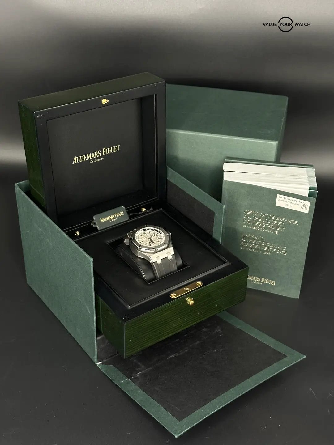 Audemars Piguet Royal Oak Offshore Diver / White / 42mm - Image 6