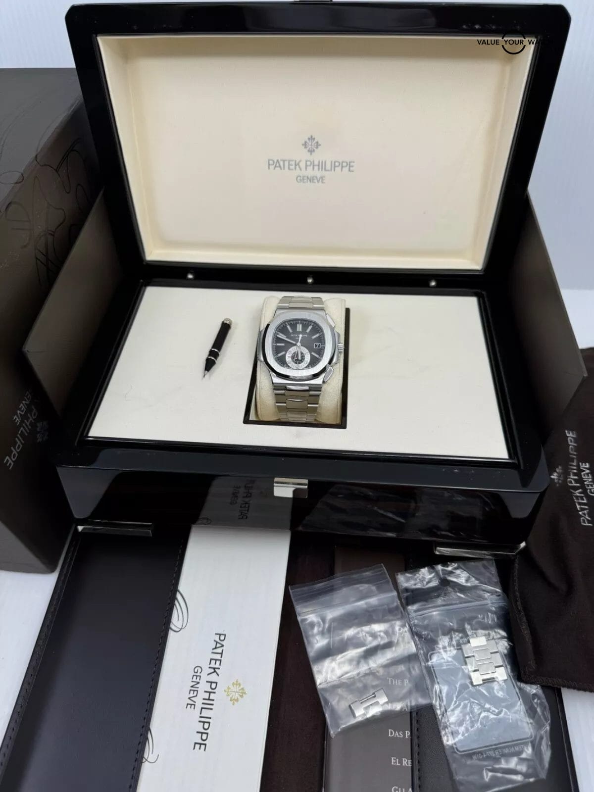 MINT 2013 Box Papers COMPLETE Black Dial Chronograph 5980/1A-014 Nautilus - Image 7