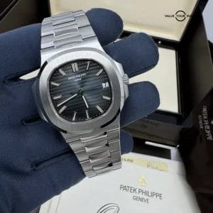 2016 MINT Box Papers Blue Dial Steel Nautilus COMPLETE Full Links Patek Philippe