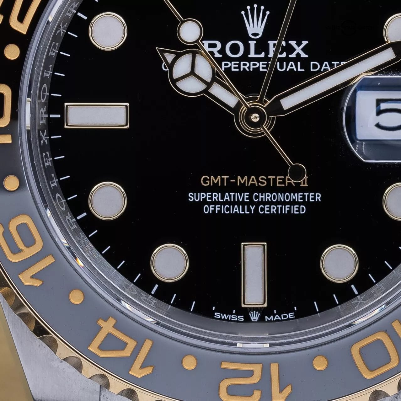 Mel（2/6 3:00まで） Rolex GMT-Master II “Bumblebee” Two Tone Jubilee Steel MINT