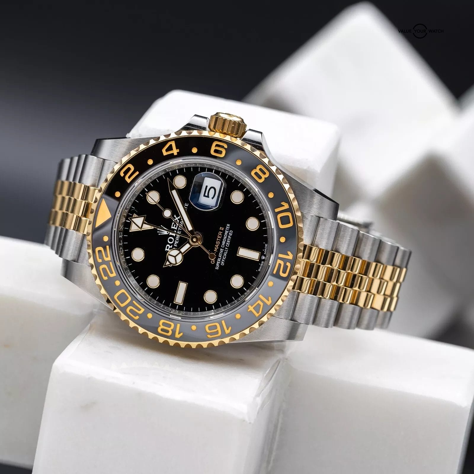 NEW 2024 Rolex GMT-Master II 40 Two-Tone Yellow Gold 126713GRNR Bumblebee - Image 14