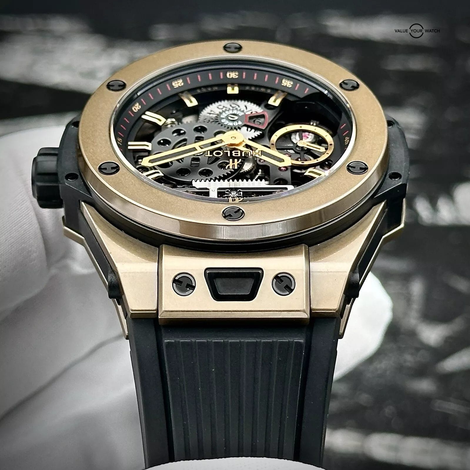 Hublot Big Bang Meca-10 Magic Gold 414.MX.1138.RX 44mm Ceramic Gold Skeleton - Image 9