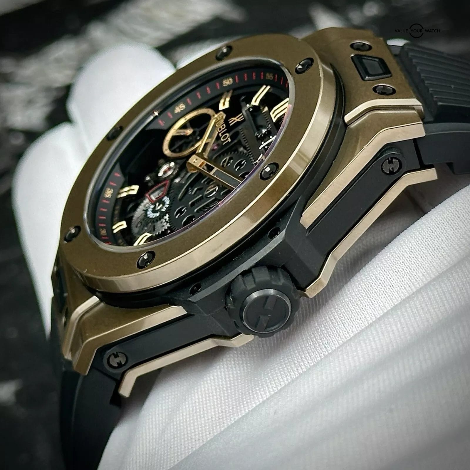 Hublot Big Bang Meca-10 Magic Gold 414.MX.1138.RX 44mm Ceramic Gold Skeleton - Image 15