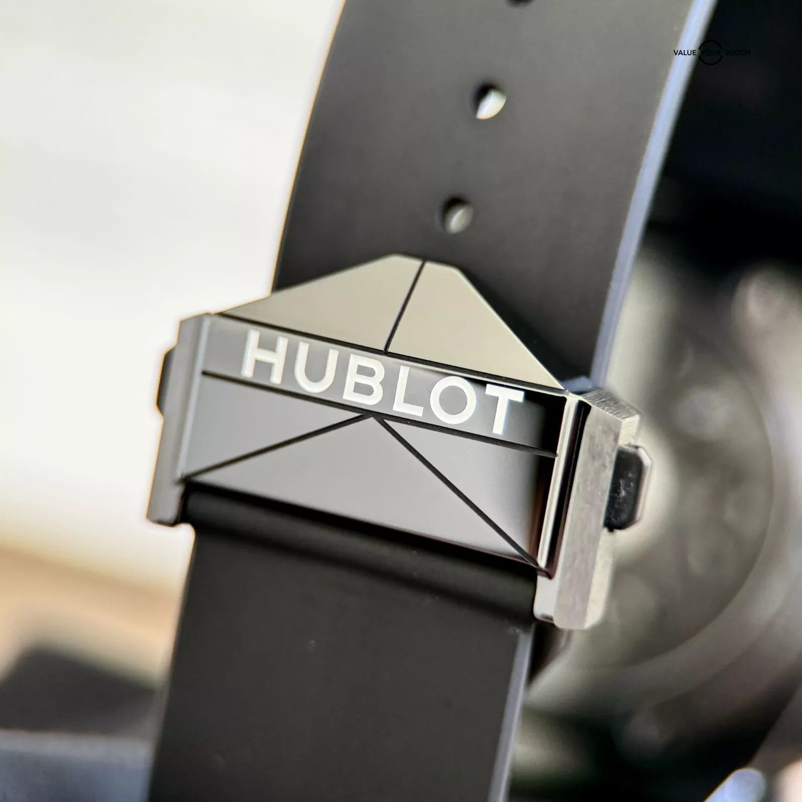 Hublot Big Bang Unico Sang Bleu II Black Magic - Full Set - Warranty till 2026 - Image 6