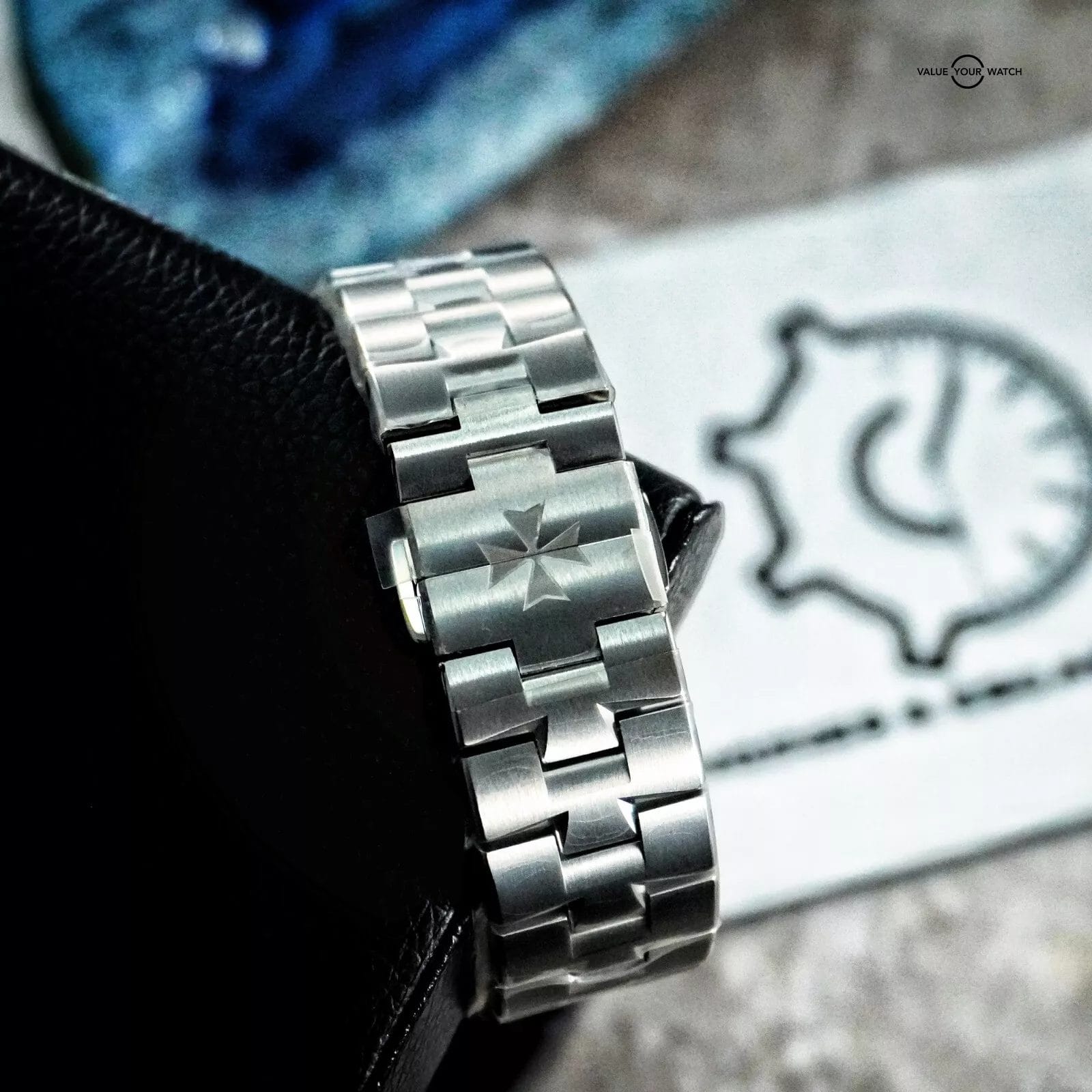 Vacheron Constantin Overseas Blue dial BNIB complete set - 5500V/110A-B148 - Image 15