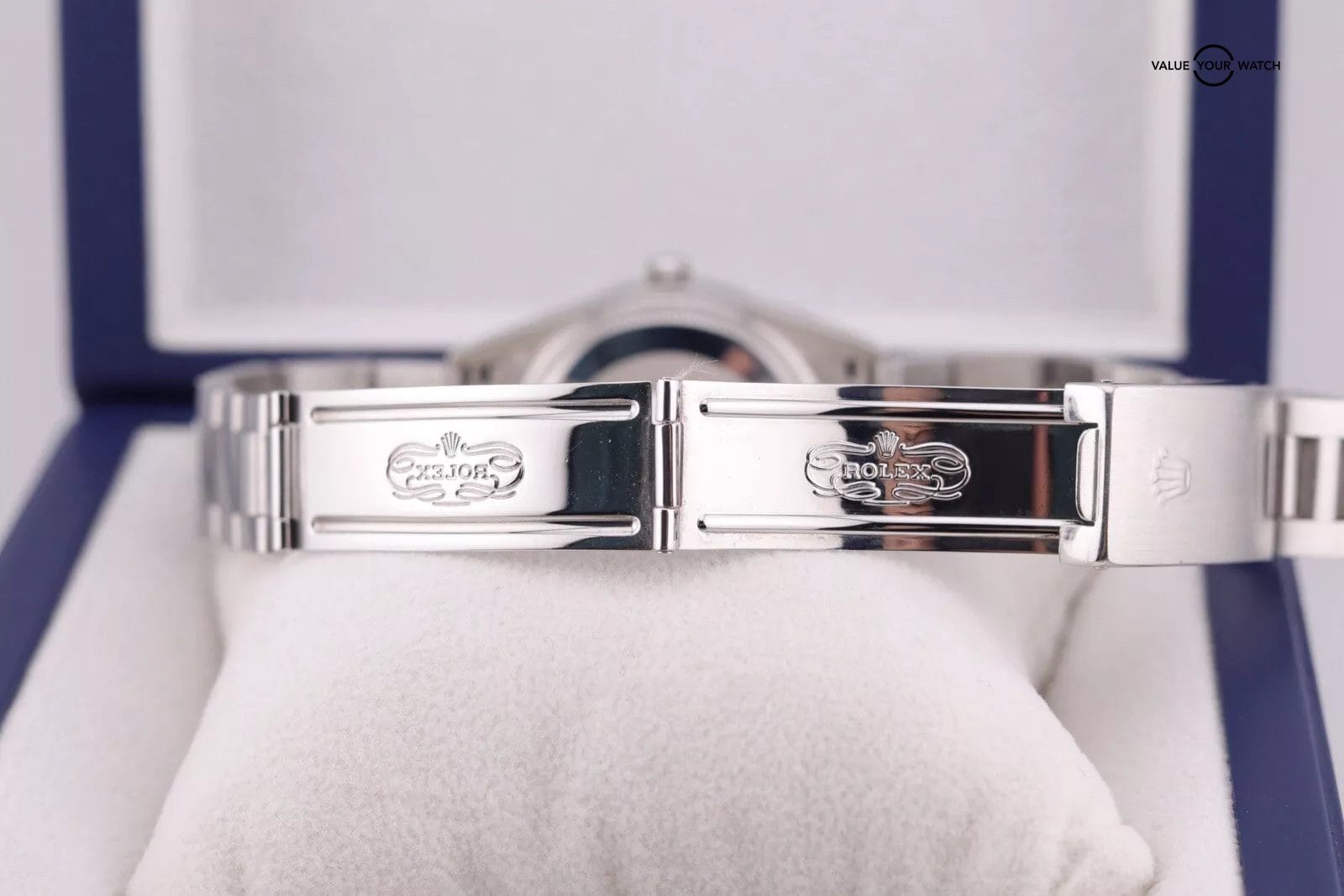 ROLEX Air king 14010 Engine Turned Bezel black Dial With CPO Card - Image 3