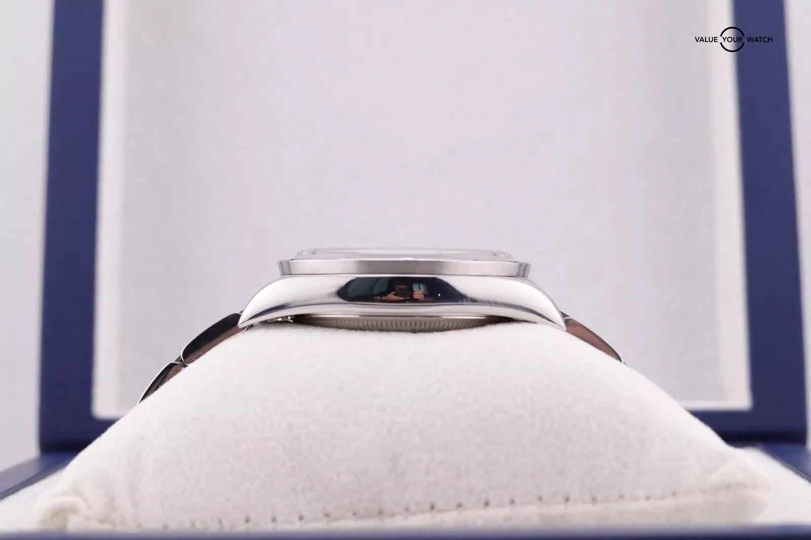 ROLEX Air king 14010 Engine Turned Bezel black Dial With CPO Card - Image 8