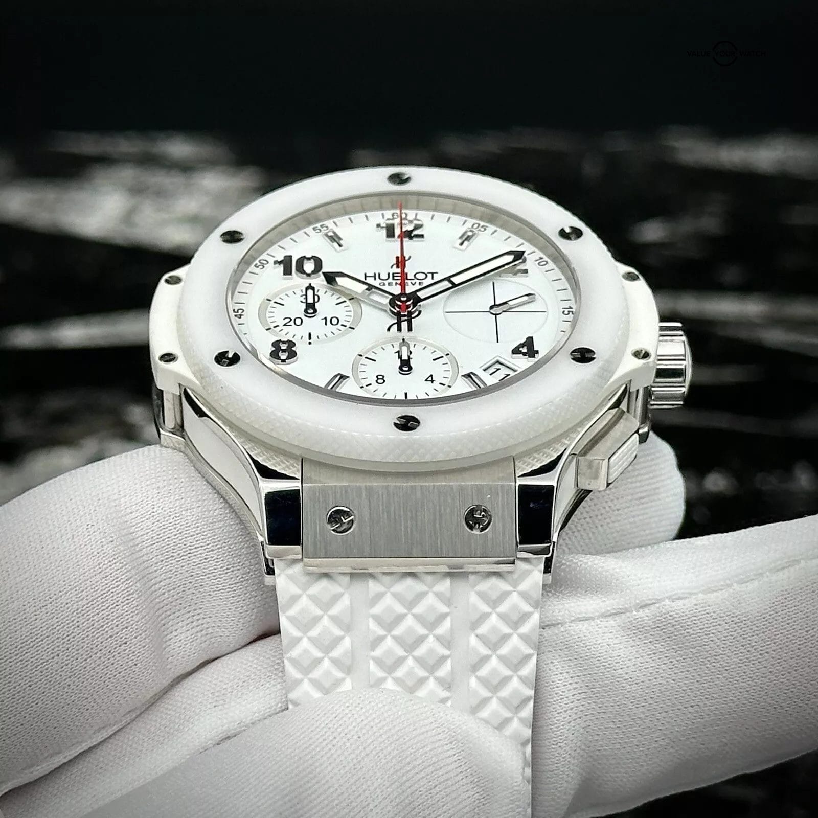 Hublot Big Bang St. Moritz 342.SE.230.RW 41mm White Ceramic Complete Set - Image 9