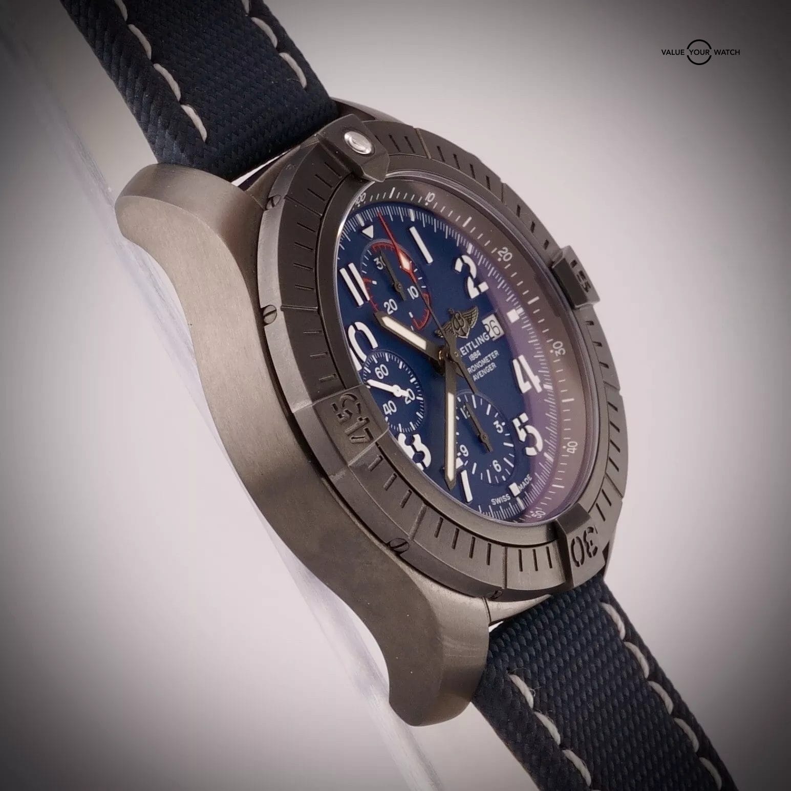 Breitling Avenger Super Chronograph 48 Night Mission V13375101C1X1 - Image 8