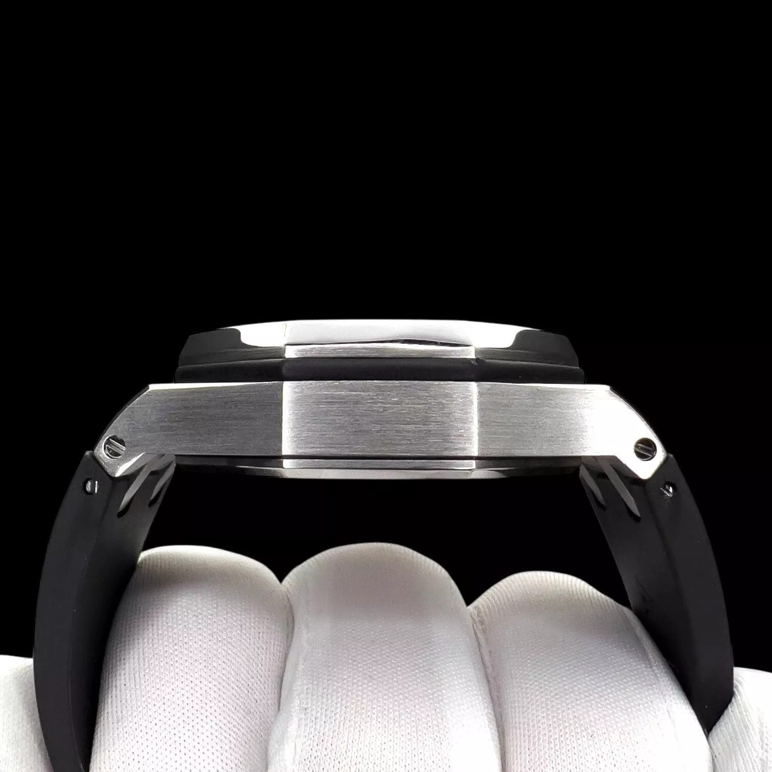 Audemars Piguet "The Batman" Royal Oak Offshore 26470ST.OO.A028CR.01 - Image 3