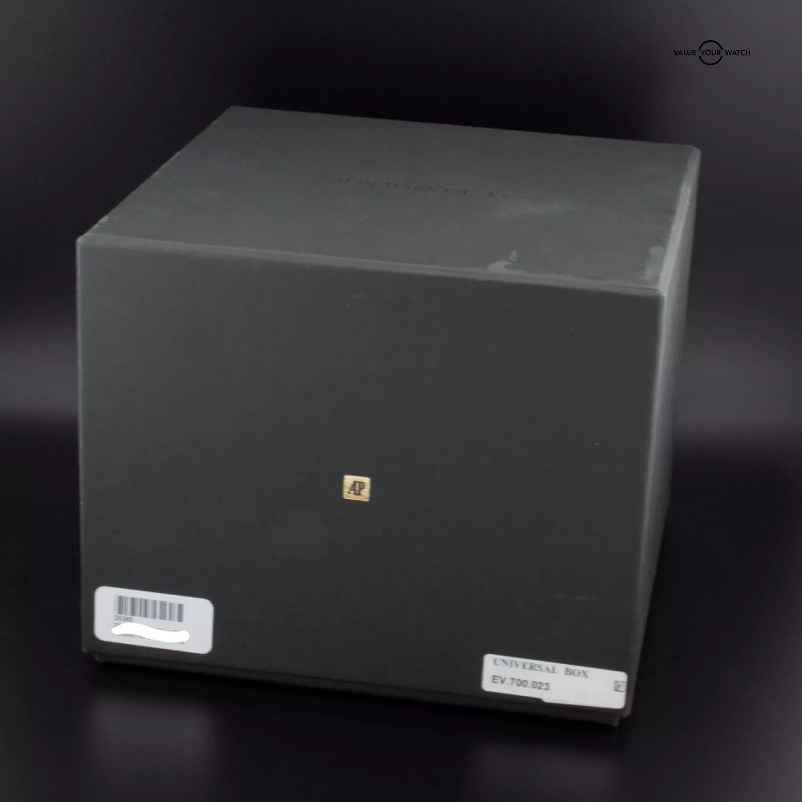 Audemars Piguet Royal Oak Offshore Panda 42mm Chronograph, Ref. 26170ST w/ B&P - Image 9