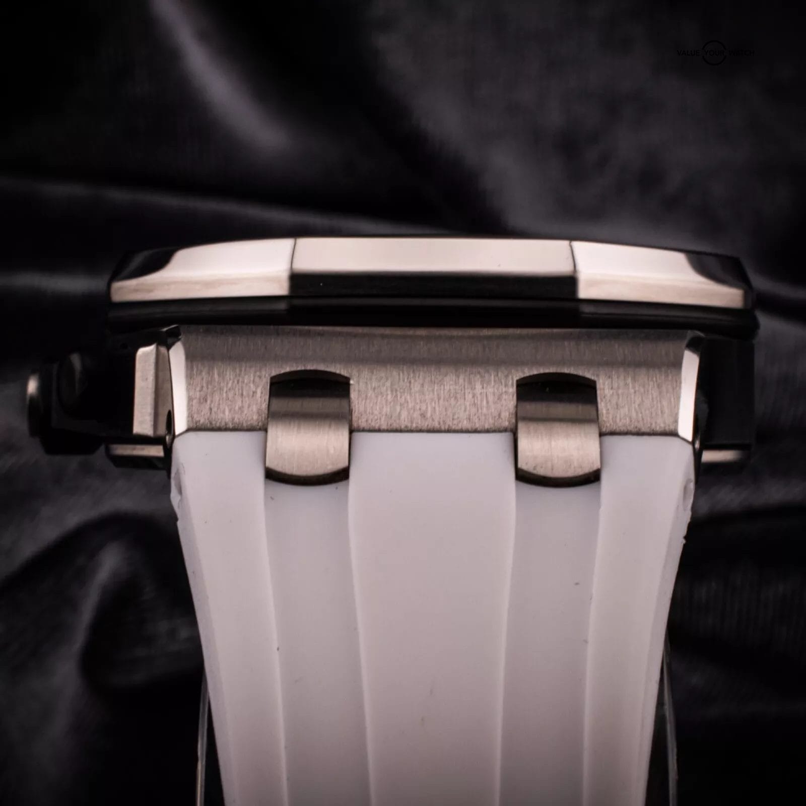 Audemars Piguet Royal Oak Offshore Safari, Ref. 26020ST (26020ST.OO.D091CR.01.A) - Image 3