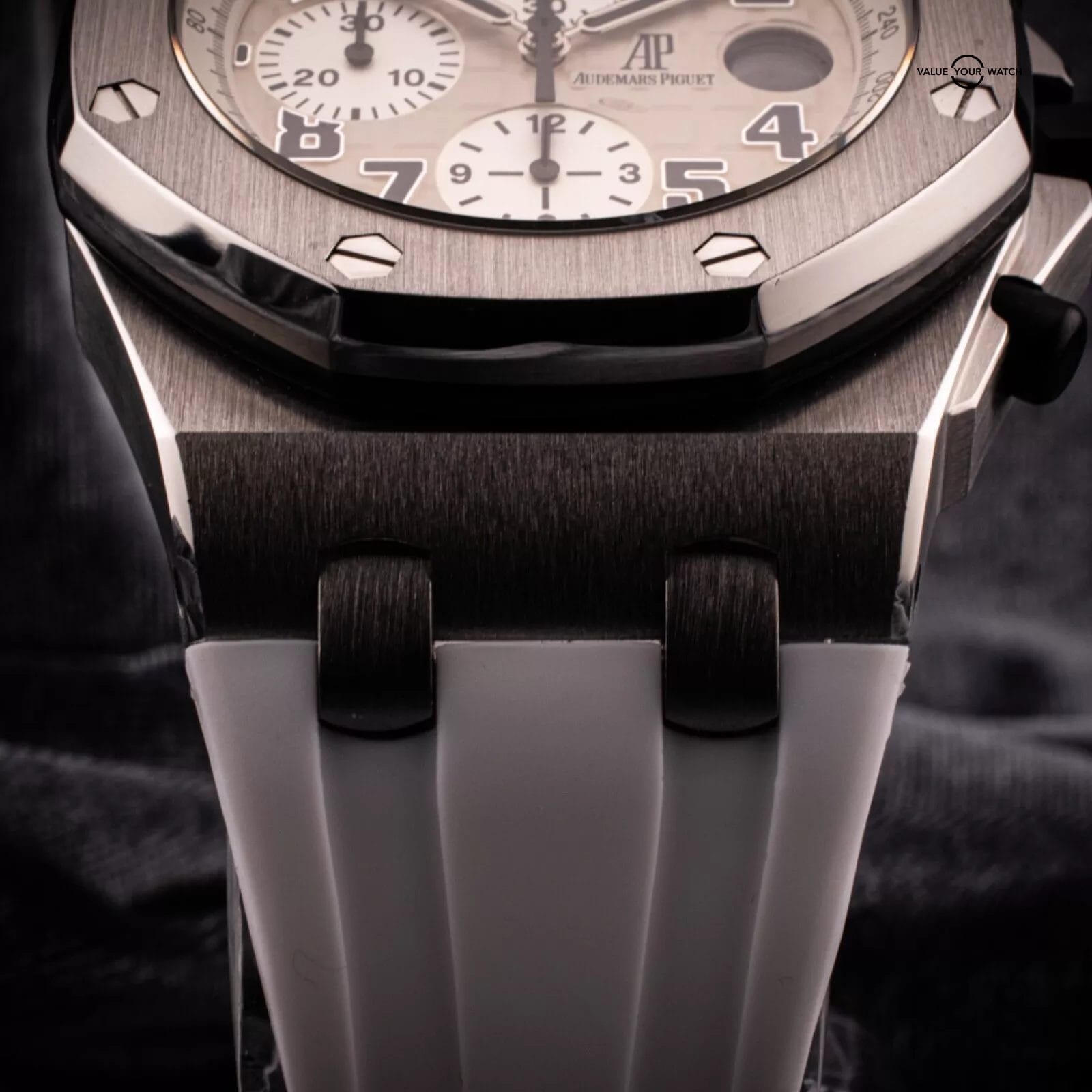 Audemars Piguet Royal Oak Offshore Safari, Ref. 26020ST (26020ST.OO.D091CR.01.A) - Image 4