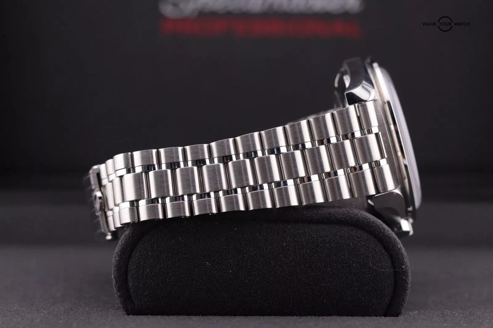 OMEGA Speedmaster Moonwatch Professional White 310.30.42.50.04.001 | 2024 Set - Image 7