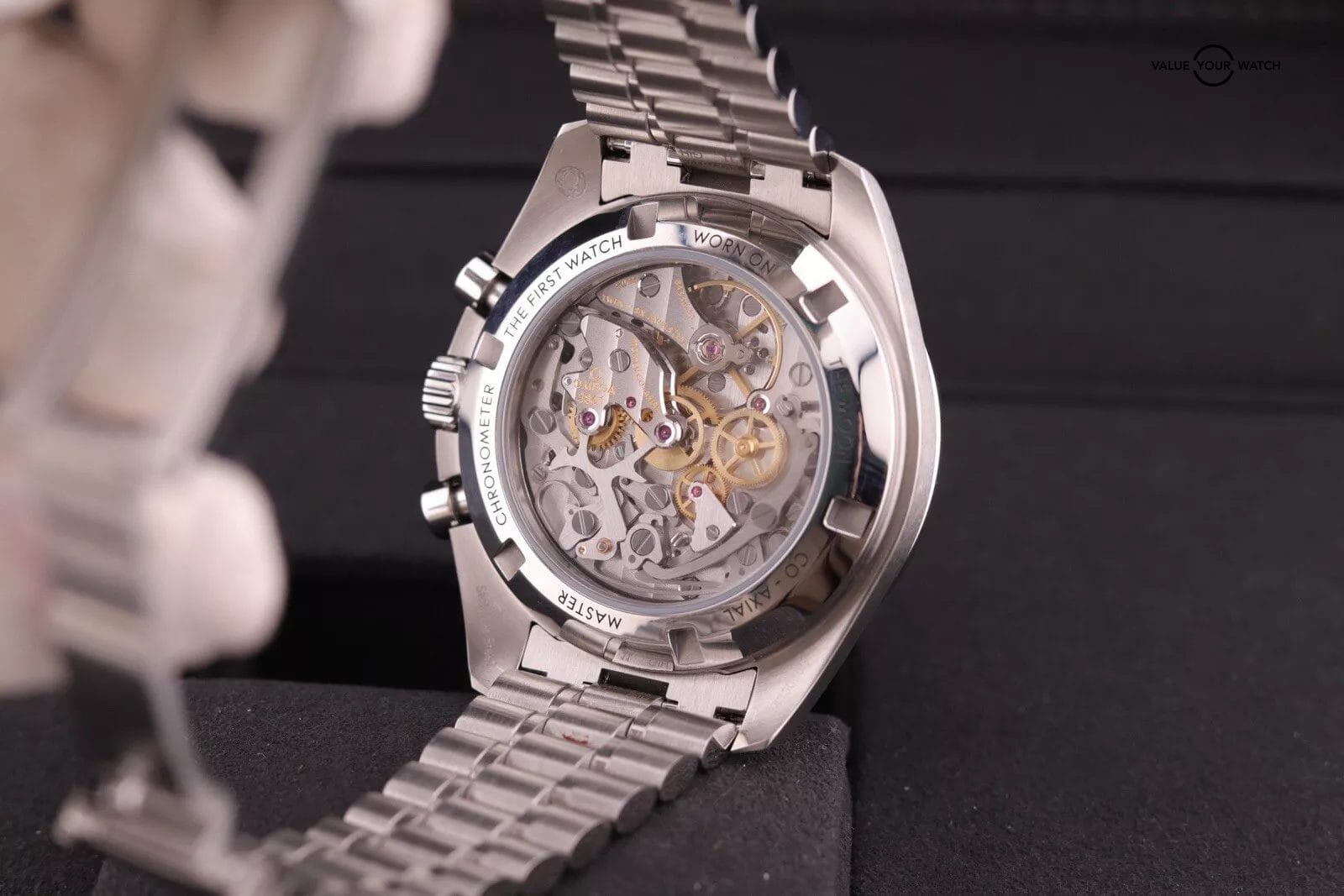 OMEGA Speedmaster Moonwatch Professional White 310.30.42.50.04.001 | 2024 Set - Image 17