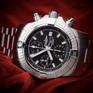 2022 Breitling Avenger A13385 Men’s Black Watch 43mm-Full Set Box & Papers