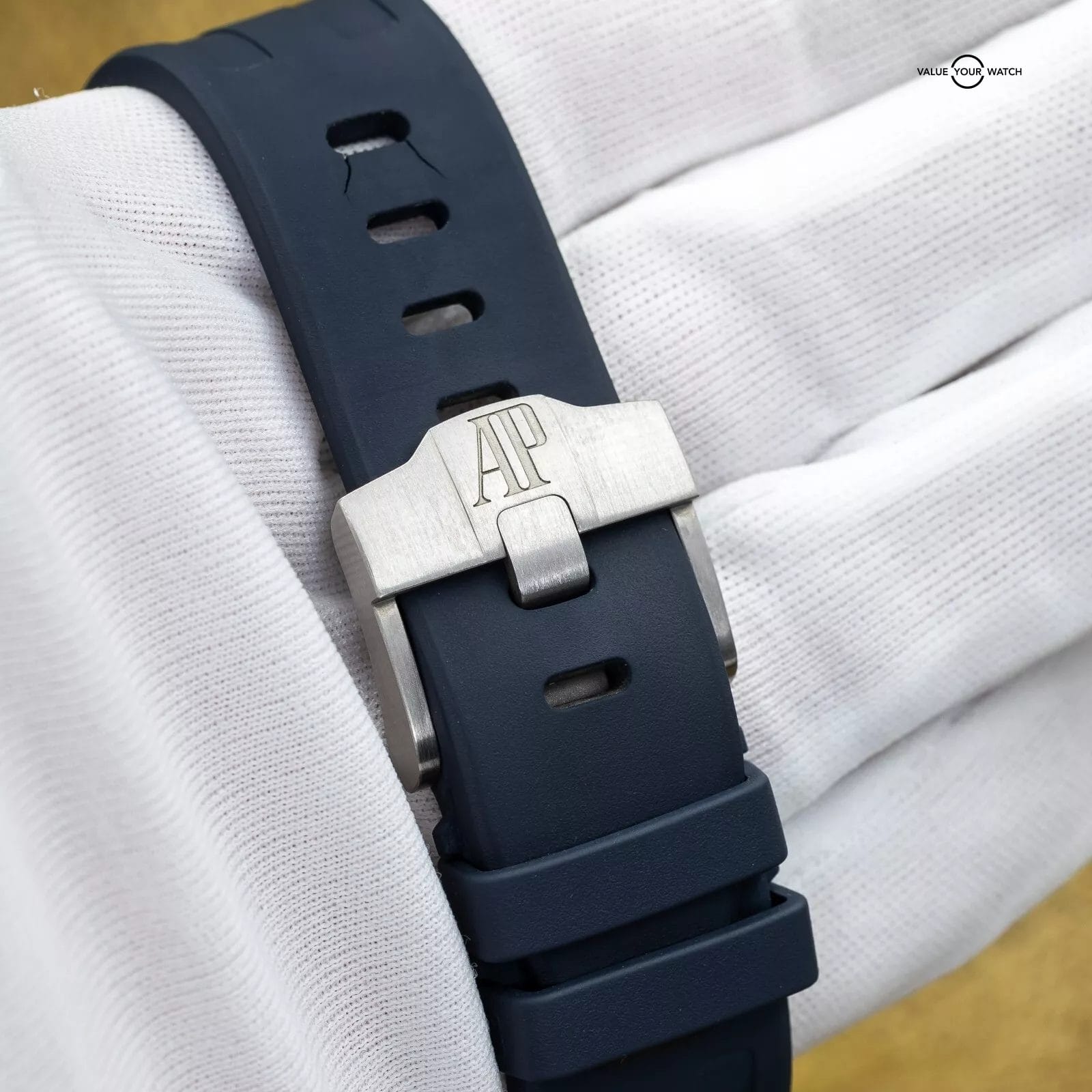 Audemars Piguet Royal Oak Offshore Chronograph 42mm Blue AP 26480ti Full Set - Image 7