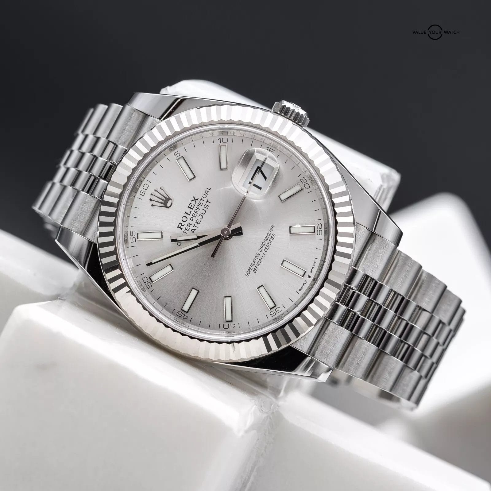 2024 MINT Rolex DateJust 41mm DJ41 Silver Fluted Gold Oyster - 126334 - Full Set