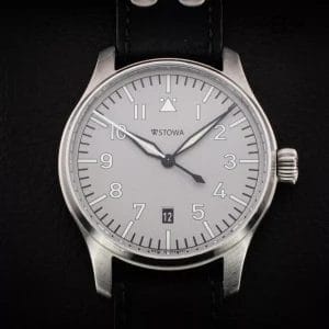 Stowa Flieger Classic 40 Ikarus – 40mm Titanium Dial Pilot Watch with B&amp;P