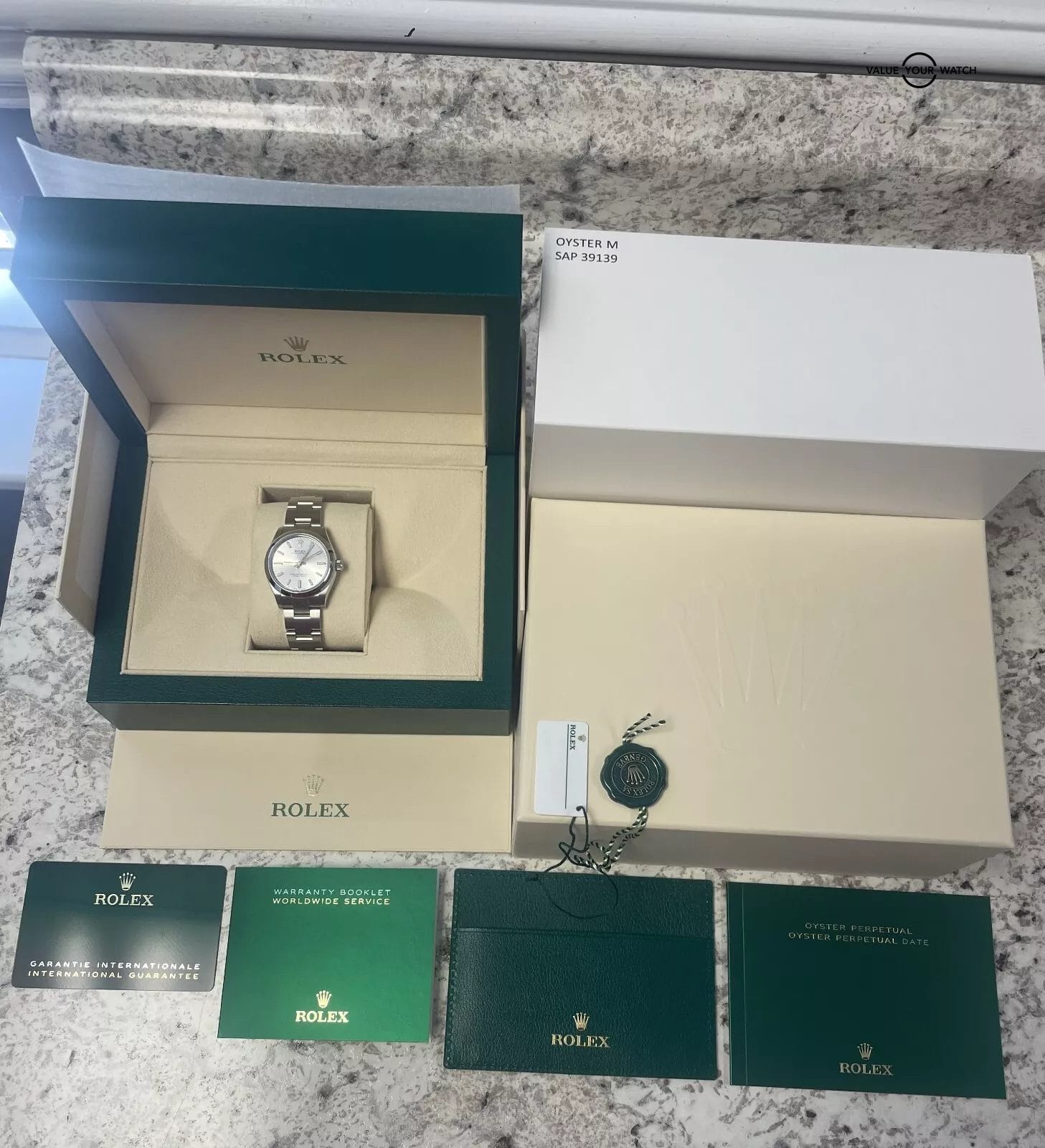 December 2024 Rolex Oyster Perpetual 31mm 277200 BOXES/PAPERS! - Image 2