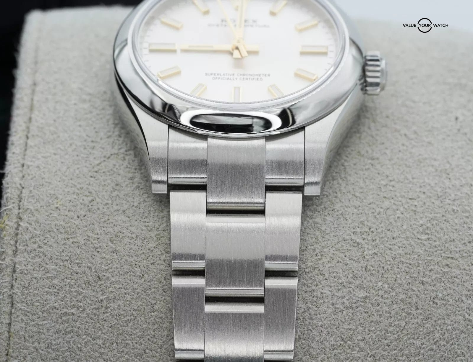 December 2024 Rolex Oyster Perpetual 31mm 277200 BOXES/PAPERS! - Image 3