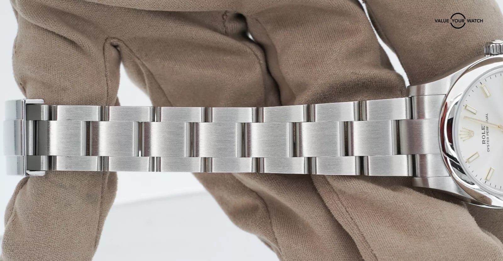 December 2024 Rolex Oyster Perpetual 31mm 277200 BOXES/PAPERS! - Image 6