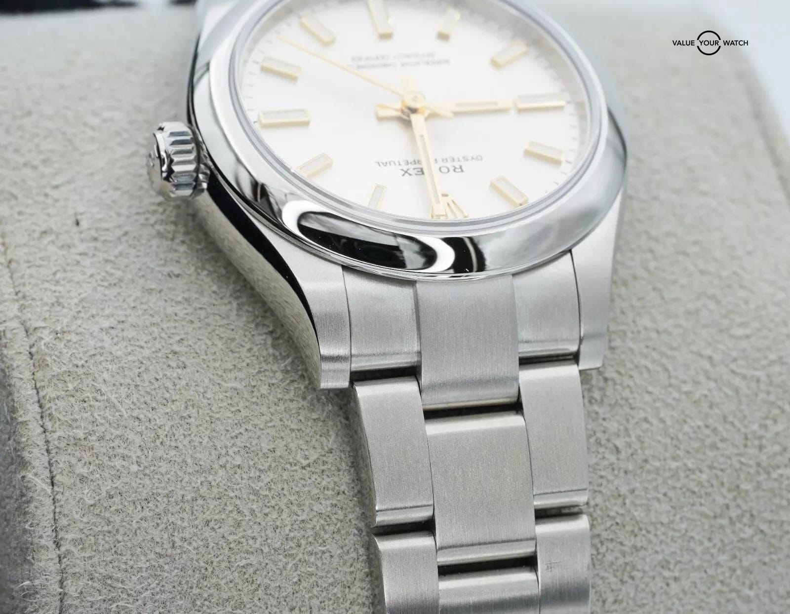 December 2024 Rolex Oyster Perpetual 31mm 277200 BOXES/PAPERS! - Image 9