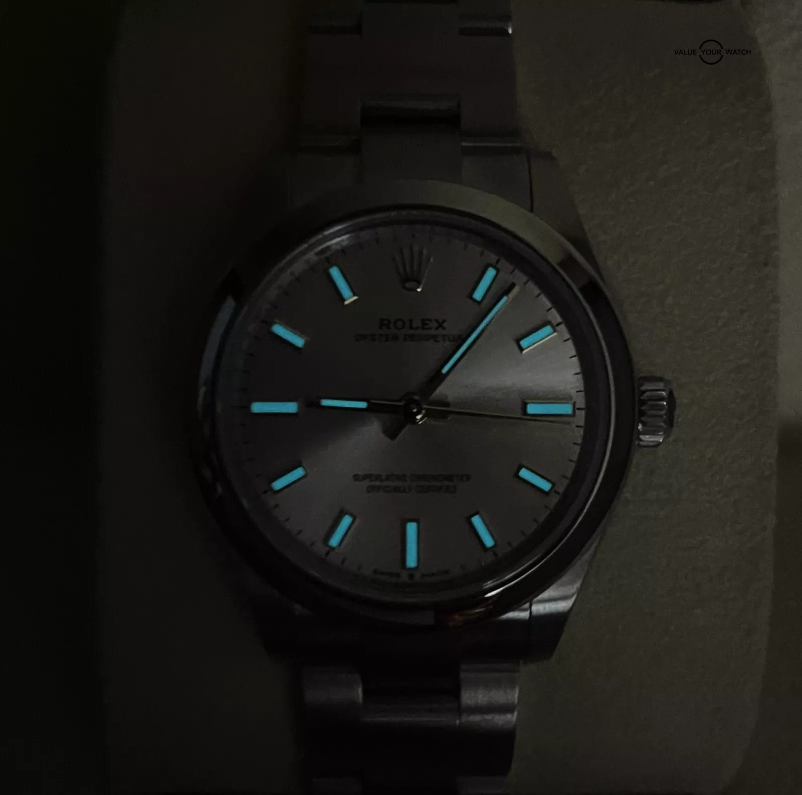 December 2024 Rolex Oyster Perpetual 31mm 277200 BOXES/PAPERS! - Image 14