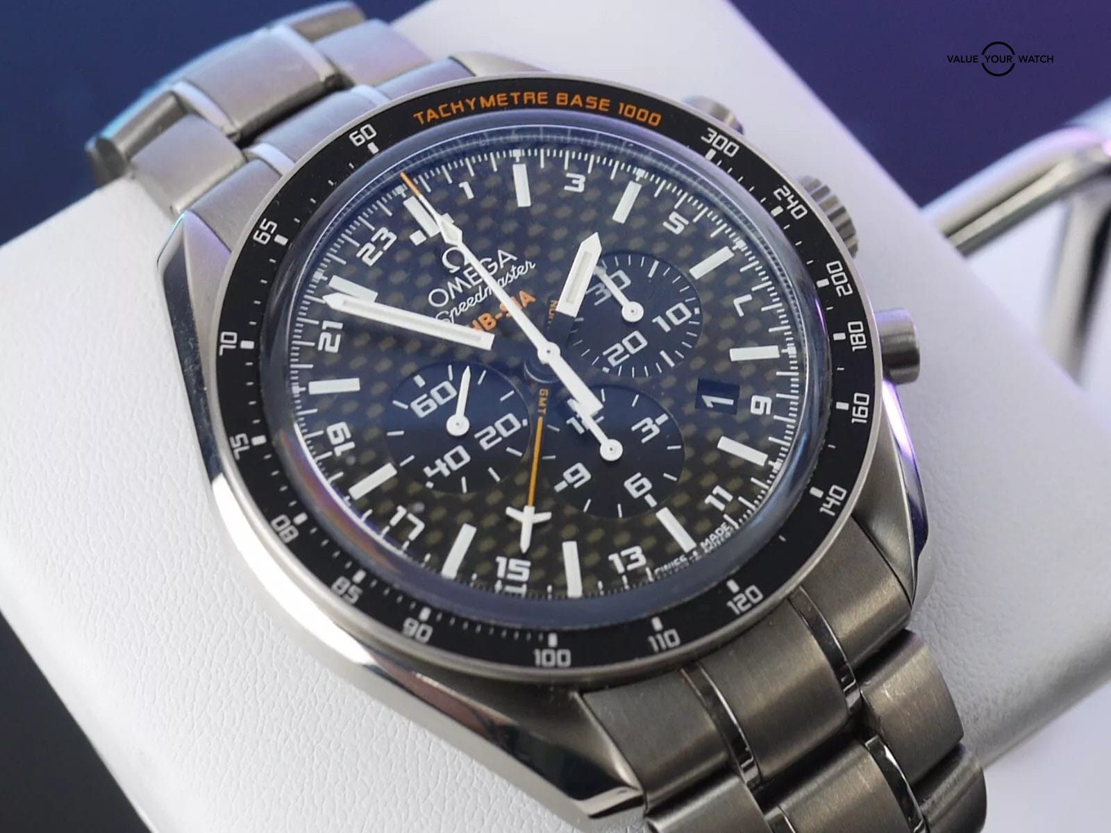 Omega Speedmaster 44mm titanium, carbon dial HB-SIA Solar Impulse Edition