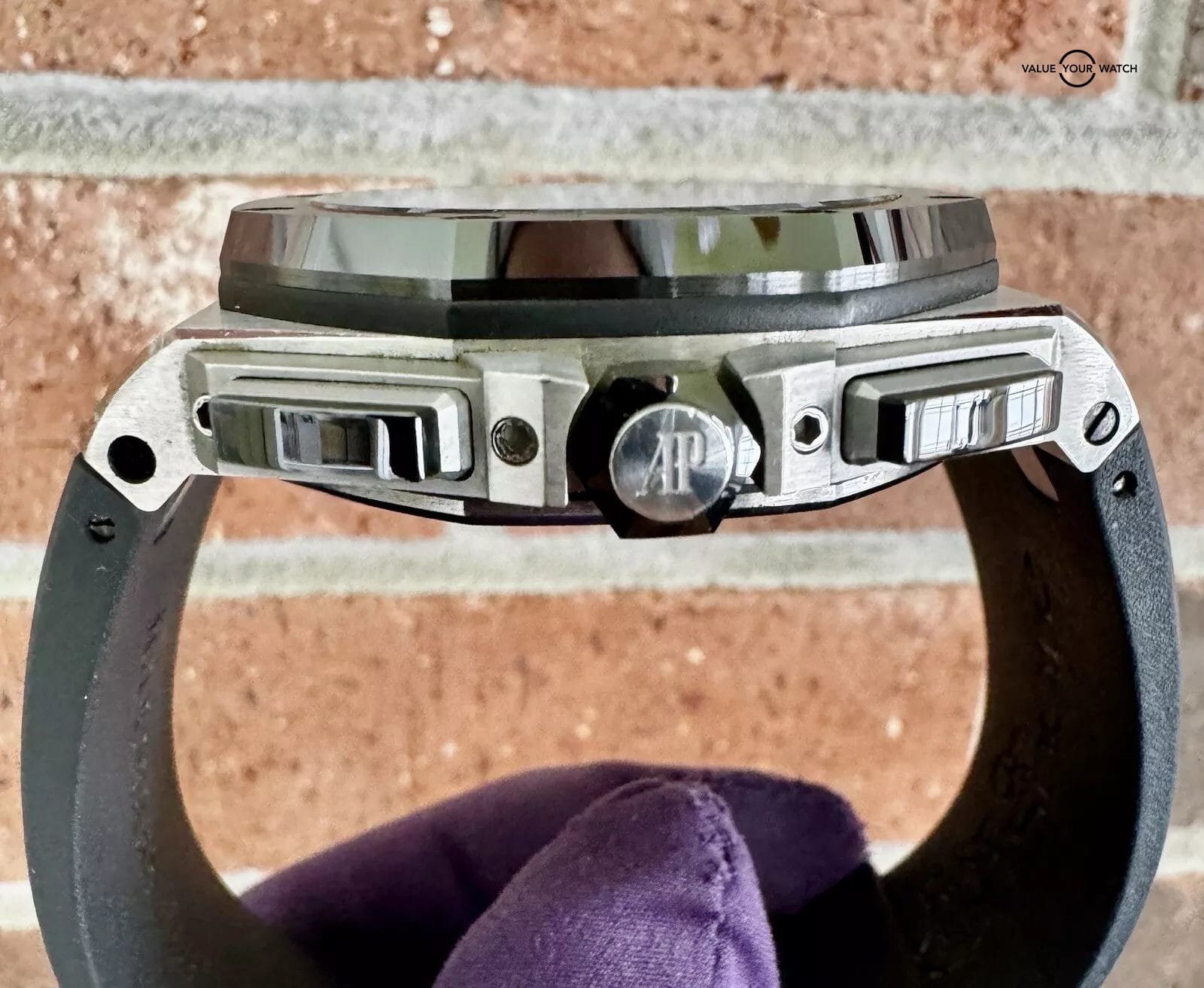 Audemars Piguet Royal Oak Offshore 44MM ‼️ Panda Dial ‼️ 26400SO.OO.A002CA.01 - Image 8