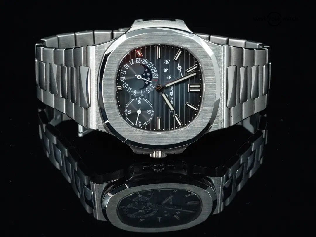 REF 5712/1A-001 Patek Philippe Nautilus - Image 14
