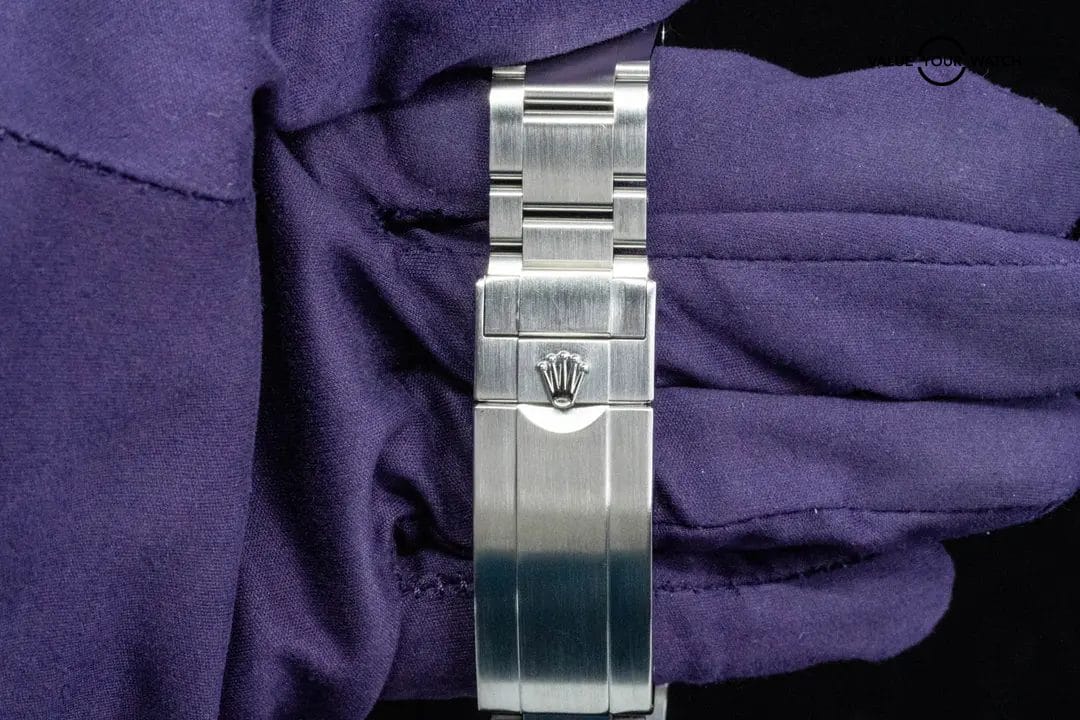 Rolex Submariner Date / Green / 40mm - Image 8