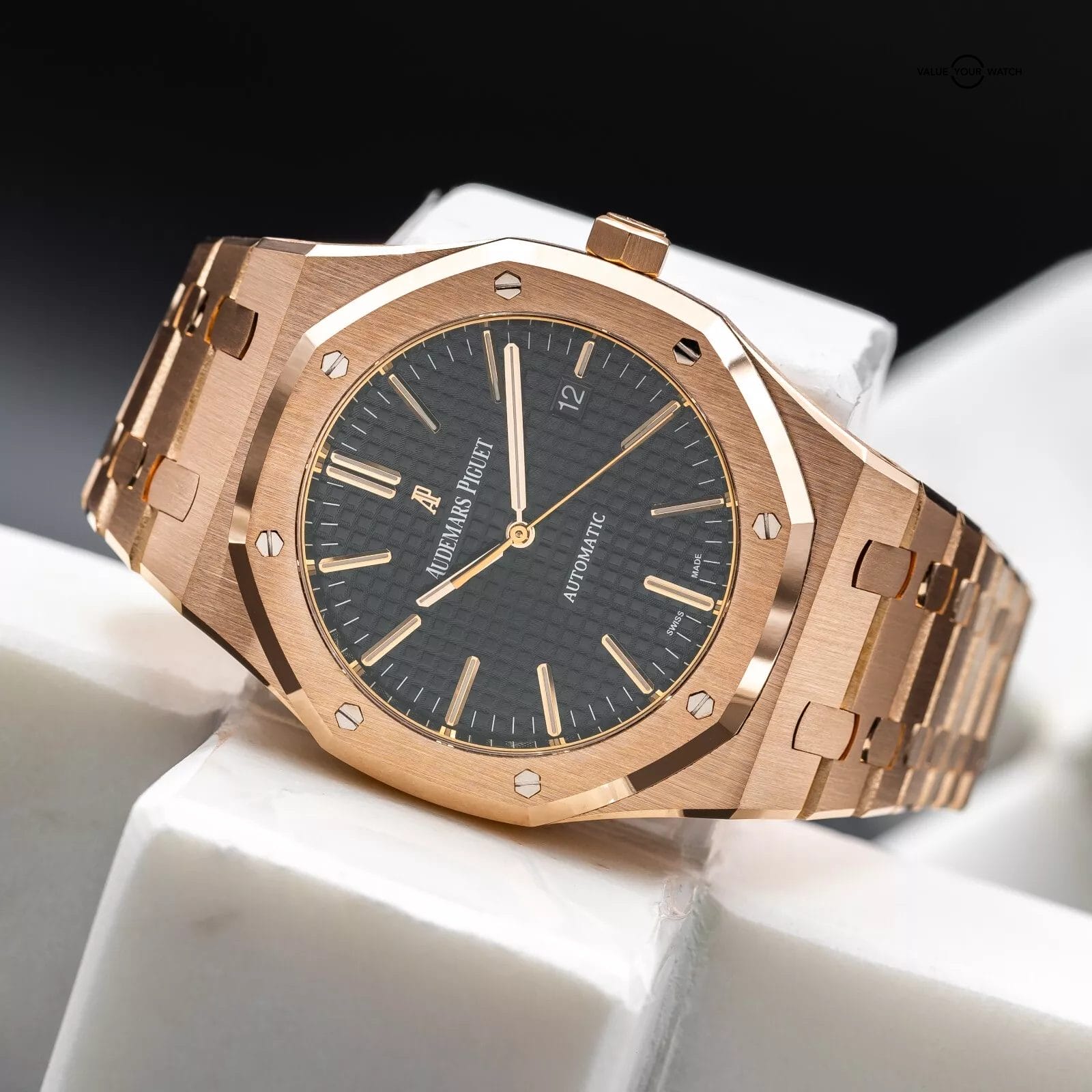 Audemars Piguet Royal Oak 41mm AP 15400OR Rose Gold Black Dial Full Set